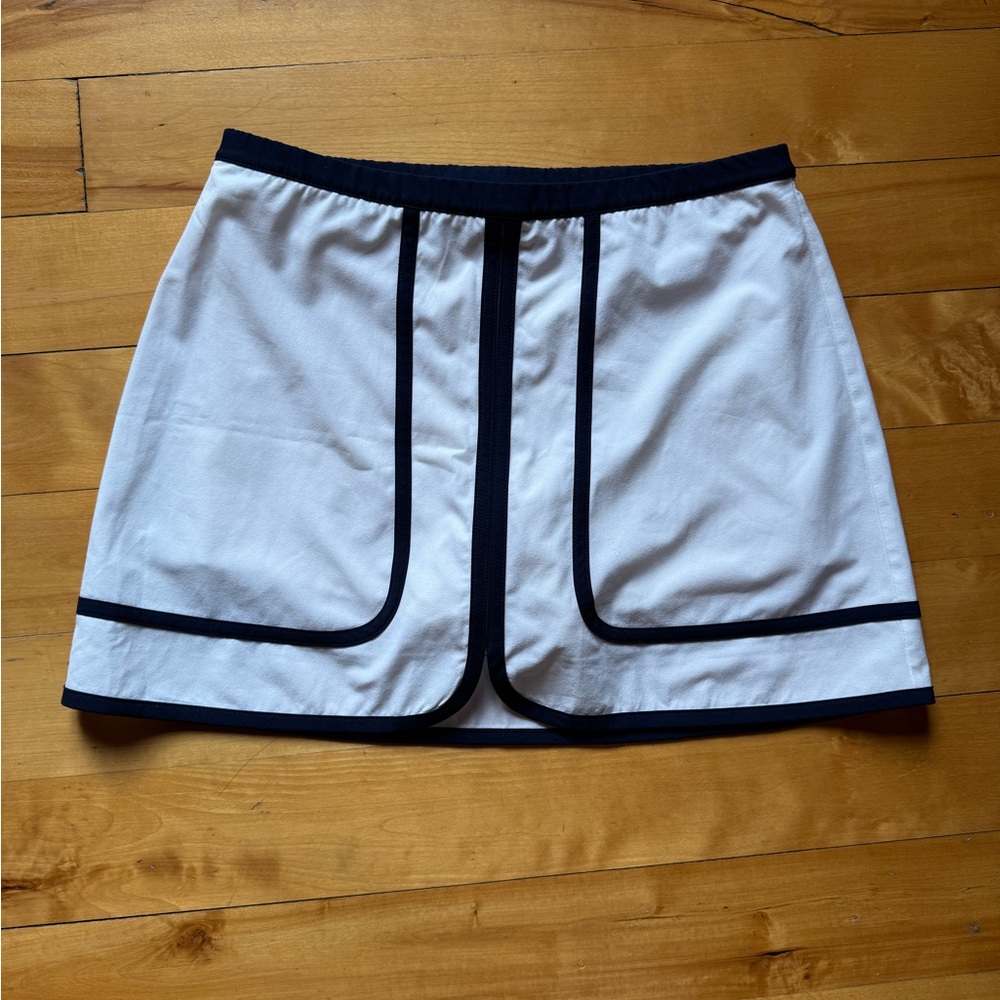Tory Sport White Athletic Skort with Navy Waistband